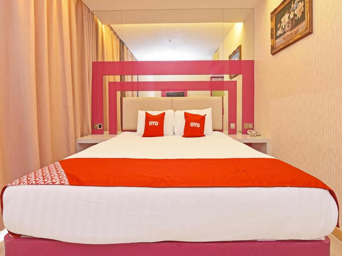 ג'והור בהרו Capital O 90130 Sawadee Hotel מראה חיצוני תמונה