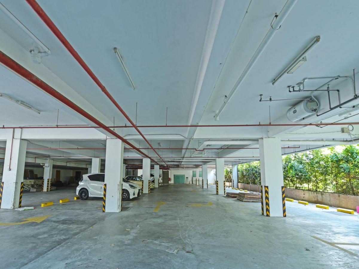 ג'והור בהרו Capital O 90130 Sawadee Hotel מראה חיצוני תמונה